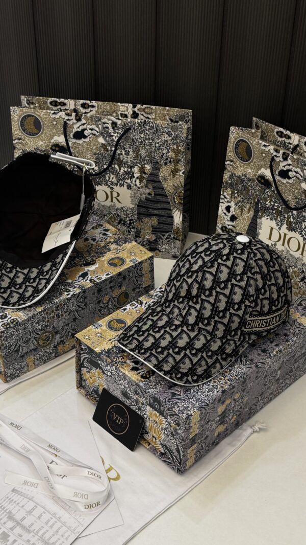 Dior Gris Taille S