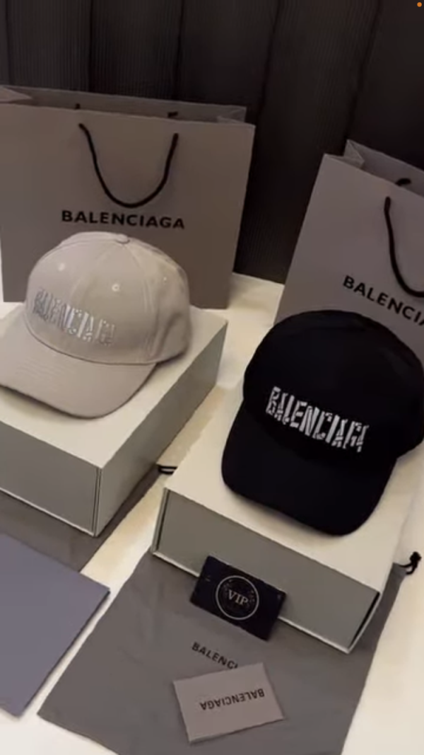 Casquette Belencaiga